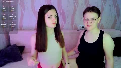 Snapshot of pornostendup chatting on 11.02.25 Ana and Tati online show from 11.02.25