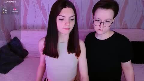 Snapshot of pornostendup chatting on 12.22.25 Ana and Tati online show from 12.22.25