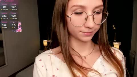 Elizabeth online show from 09.18.25