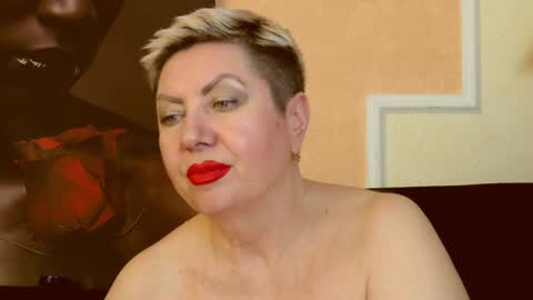 LADY POSH online show from 12.18.24