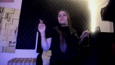 Snapshot of powercouplemix chatting on 11.22.25 Ravena Rozz online show from 11.22.25