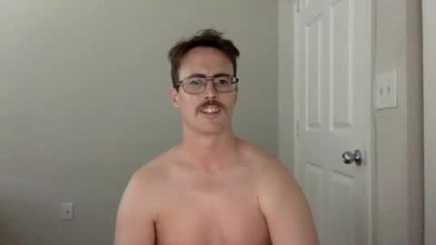 Snapshot of pphoto_95 chatting on 02.13.25 Redd online show from 02.13.25