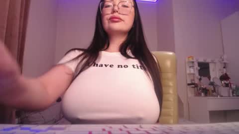 Lina online show from 03.05.25