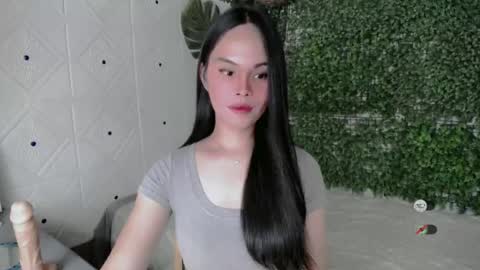 Snapshot of precious_burikatx chatting on 06.18.26 Cassie online show from 06.18.26
