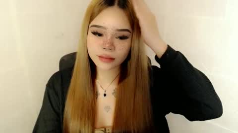 MAXXINE online show from 10.23.25