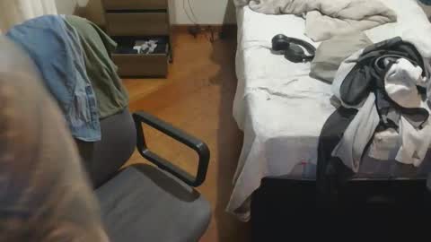 pretoriaan online show from 10.04.25