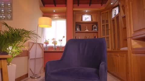 Nayrobi online show from 10.24.25