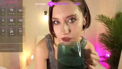 Snapshot of prettiest_winsor chatting on 10.19.25 Alisa online show from 10.19.25