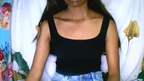 prettiethalia online show from 12.19.25