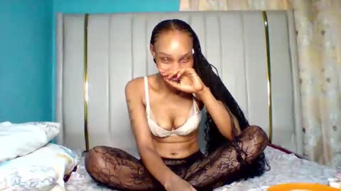 pretty253 online show from 12.03.25