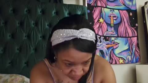 Yasmine pretty online show from 01.08.25