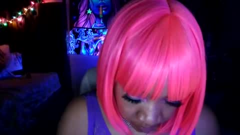 Yasmine pretty online show from 03.12.25