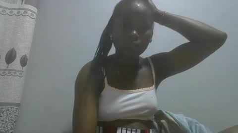 Snapshot of pretty_abella chatting on 02.01.25 abella online show from 02.01.25