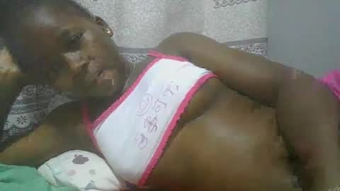 Snapshot of pretty_abella chatting on 02.02.25 abella online show from 02.02.25