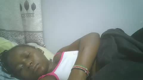 Snapshot of pretty_abella chatting on 02.03.25 abella online show from 02.03.25