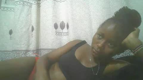 Snapshot of pretty_abella chatting on 02.06.25 abella online show from 02.06.25