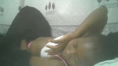 Snapshot of pretty_abella chatting on 02.12.25 abella online show from 02.12.25