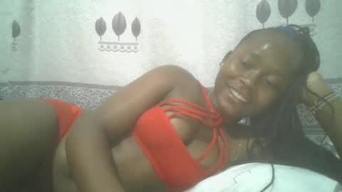 Snapshot of pretty_abella chatting on 02.14.25 abella online show from 02.14.25