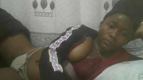 Snapshot of pretty_abella chatting on 02.16.25 abella online show from 02.16.25