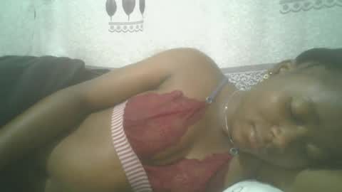 Snapshot of pretty_abella chatting on 02.17.25 abella online show from 02.17.25