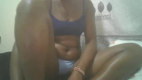 Snapshot of pretty_abella chatting on 02.21.25 abella online show from 02.21.25