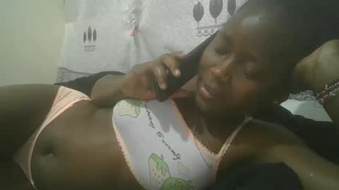 Snapshot of pretty_abella chatting on 02.22.25 abella online show from 02.22.25