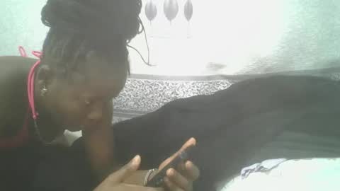 Snapshot of pretty_abella chatting on 02.26.25 abella online show from 02.26.25