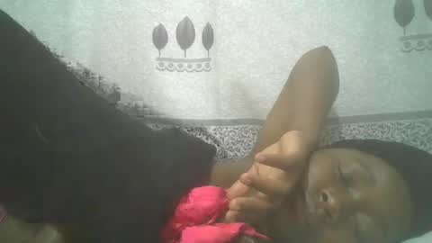 Snapshot of pretty_abella chatting on 02.27.25 abella online show from 02.27.25