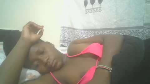 Snapshot of pretty_abella chatting on 02.27.25 abella online show from 02.27.25