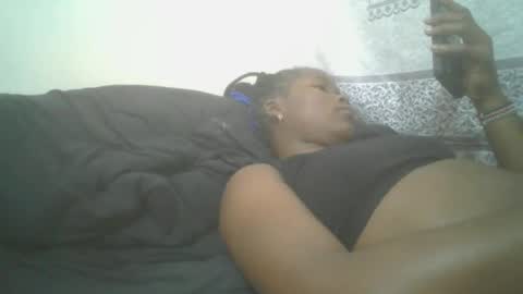 Snapshot of pretty_abella chatting on 02.27.25 abella online show from 02.27.25