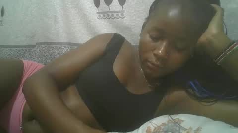 Snapshot of pretty_abella chatting on 02.27.25 abella online show from 02.27.25