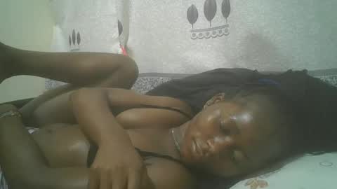 Snapshot of pretty_abella chatting on 02.28.25 abella online show from 02.28.25