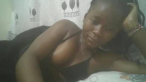 Snapshot of pretty_abella chatting on 02.28.25 abella online show from 02.28.25