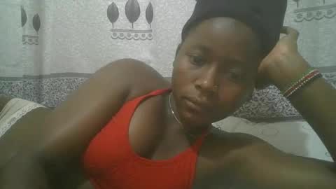 Snapshot of pretty_abella chatting on 03.02.25 abella online show from 03.02.25