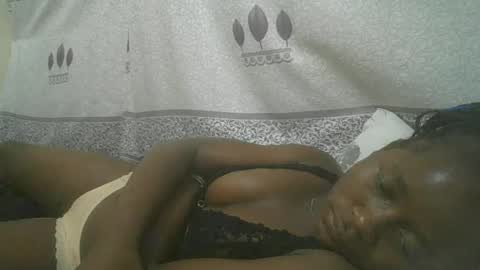 Snapshot of pretty_abella chatting on 03.02.25 abella online show from 03.02.25