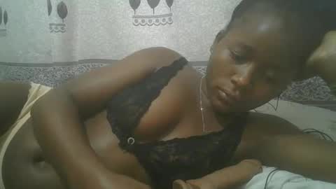 Snapshot of pretty_abella chatting on 03.02.25 abella online show from 03.02.25