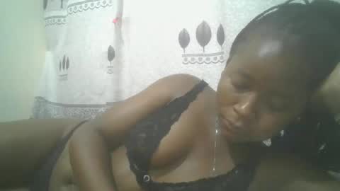 Snapshot of pretty_abella chatting on 03.03.25 abella online show from 03.03.25