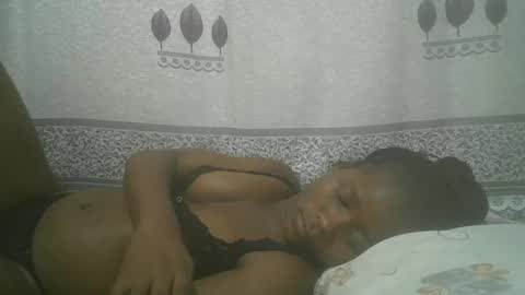 Snapshot of pretty_abella chatting on 03.03.25 abella online show from 03.03.25