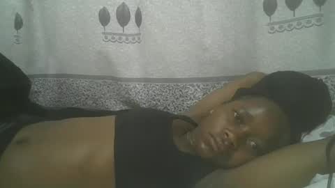 Snapshot of pretty_abella chatting on 03.12.25 abella online show from 03.12.25