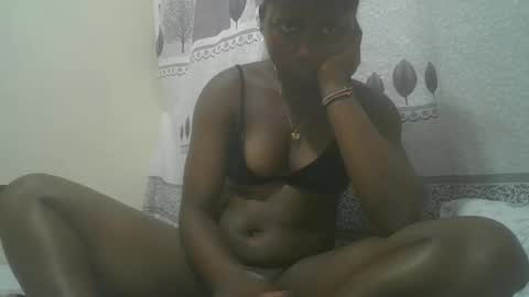 Snapshot of pretty_abella chatting on 03.12.25 abella online show from 03.12.25