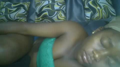 Snapshot of pretty_abella chatting on 09.19.25 abella online show from 09.19.25