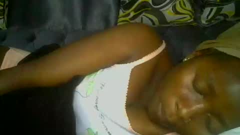 Snapshot of pretty_abella chatting on 09.20.25 abella online show from 09.20.25