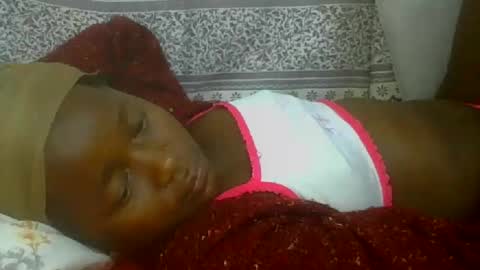 Snapshot of pretty_abella chatting on 09.29.25 abella online show from 09.29.25