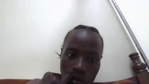 Snapshot of pretty_betty_ chatting on 02.08.25 pretty_betty_ online show from 02.08.25