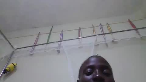 Snapshot of pretty_betty_ chatting on 02.10.25 pretty_betty_ online show from 02.10.25