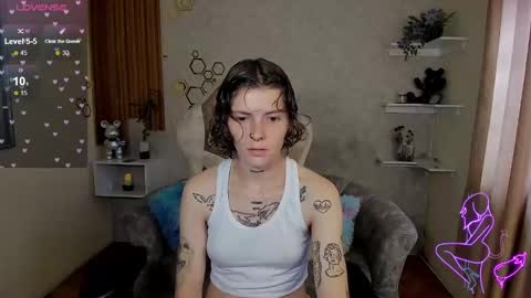 pretty_cristal22 online show from 11.23.25