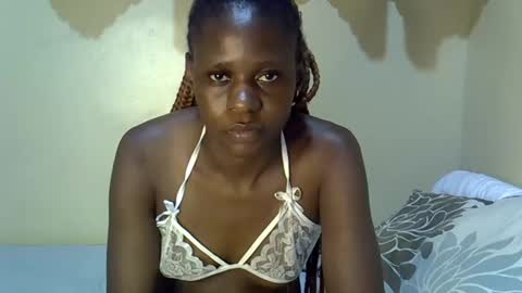 pretty_daniella online show from 03.08.25