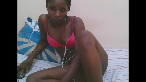 pretty online show from 03.22.26