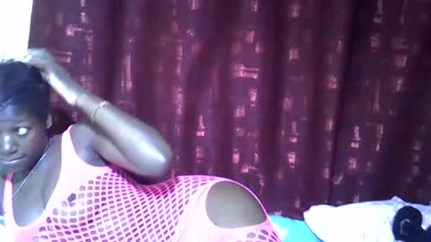 pretty_ebby online show from 06.28.26