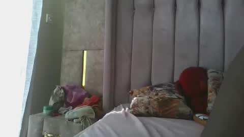 pretty_fel online show from 10.13.25